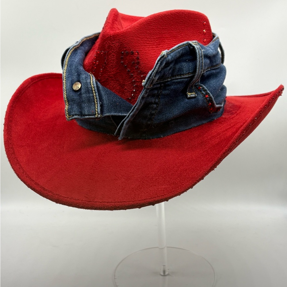 “Lucky Day” by The Chapeauholic